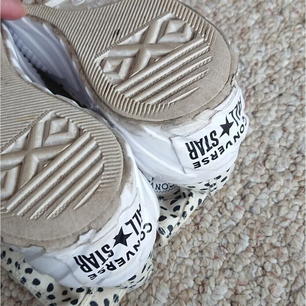Converse Chuck Taylor All Star Lift 2X Platform Welcome to the Wild size 6